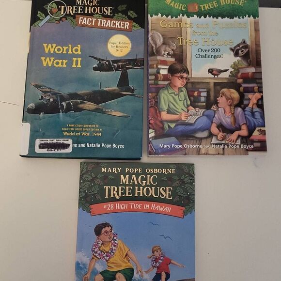 Lot of 15 Magic Tree House books. Mixture of series, pre-owned condition 1 ex-li - Picture 7 of 7